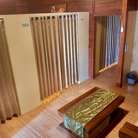 Uli Wood Villa, Jimbaran Bali - Near Gwk Exterior photo