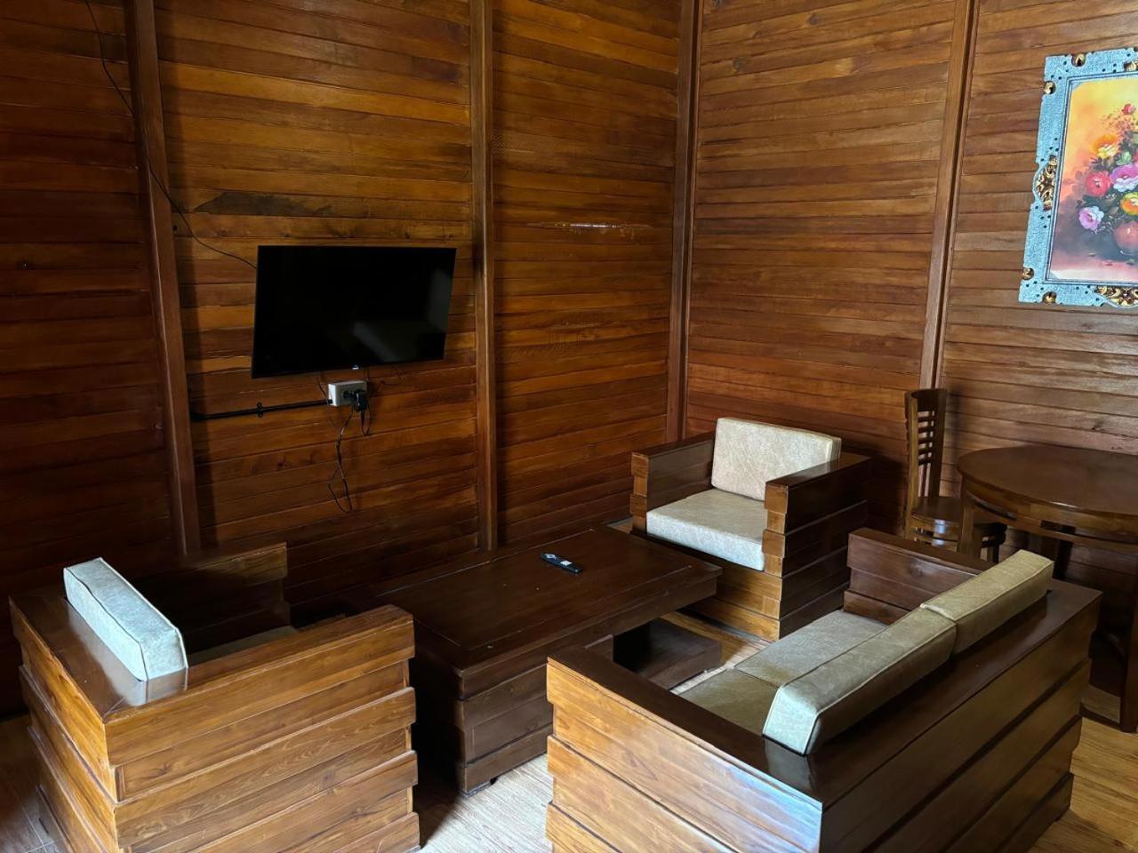 Uli Wood Villa, Jimbaran Bali - Near Gwk Exterior photo